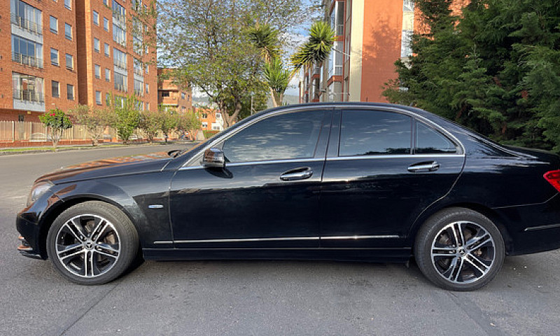 Mercedes-Benz Clase ...