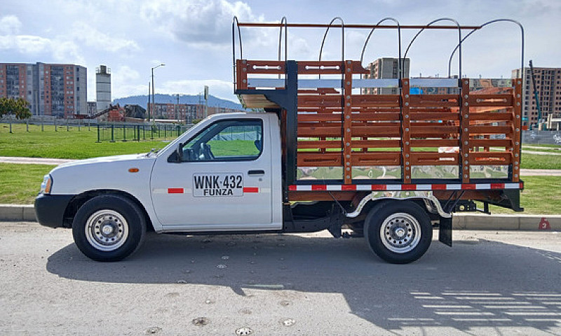 Nissan Frontier 2.4L...