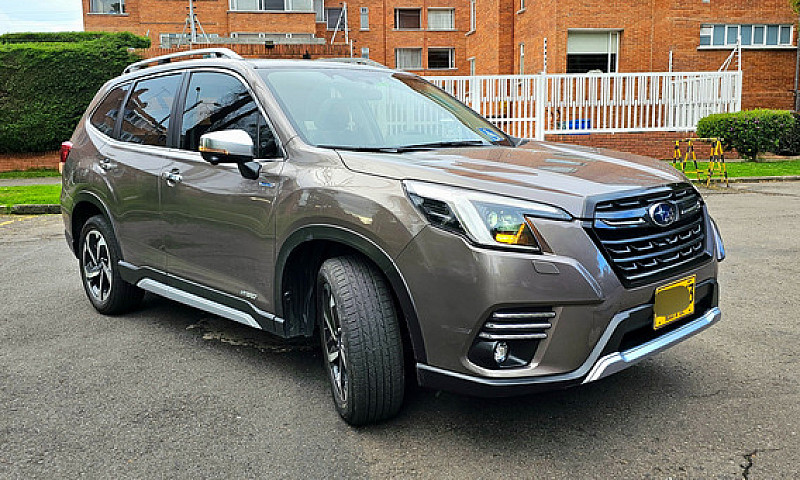 Subaru Forester Hybr...