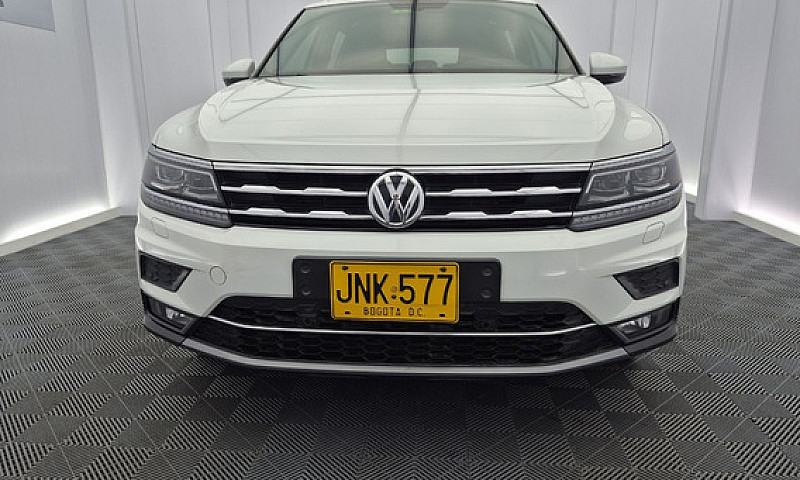 Volkswagen Tiguan Al...