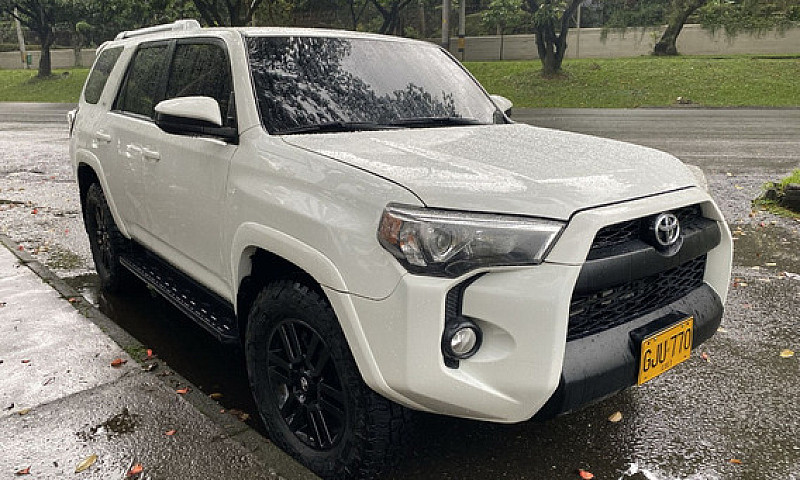 Toyota 4Runner 4.0 S...
