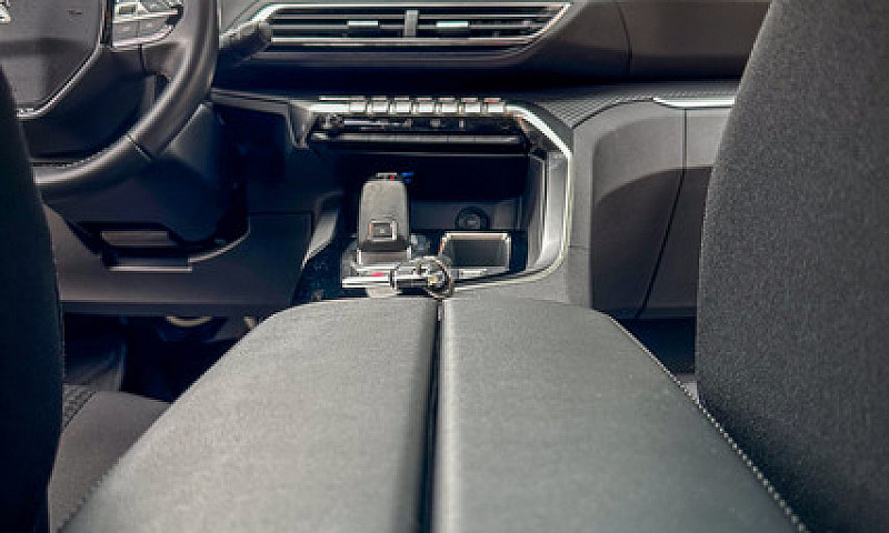 Peugeot 3008 1.6 Act...