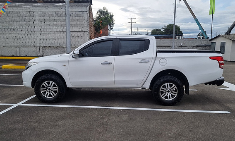 Mitsubishi L200 Spor...