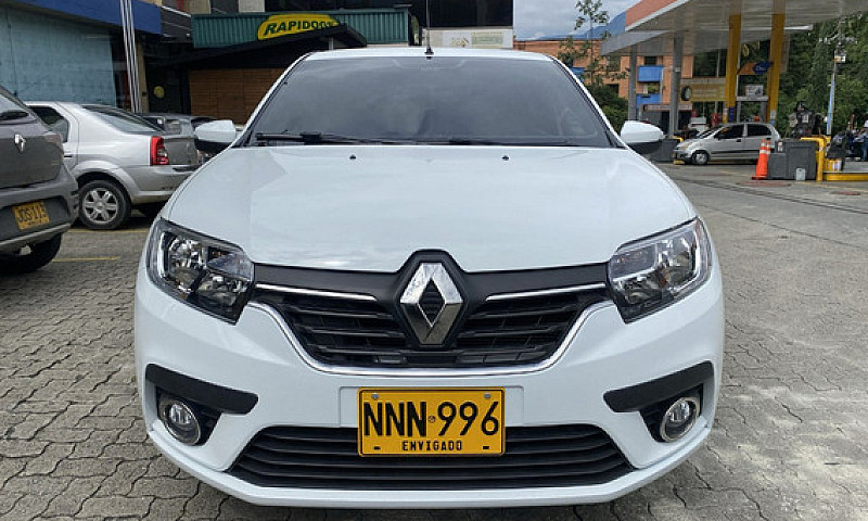 Renault Logan 1.6 Ze...