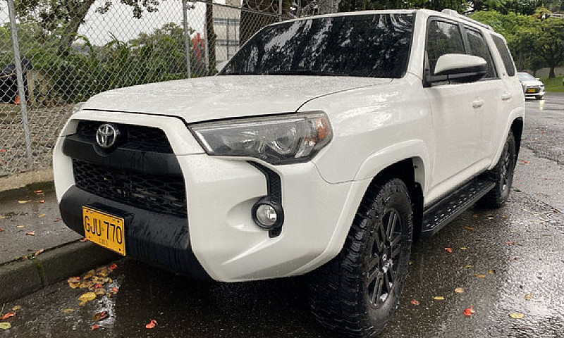 Toyota 4Runner 4.0 S...