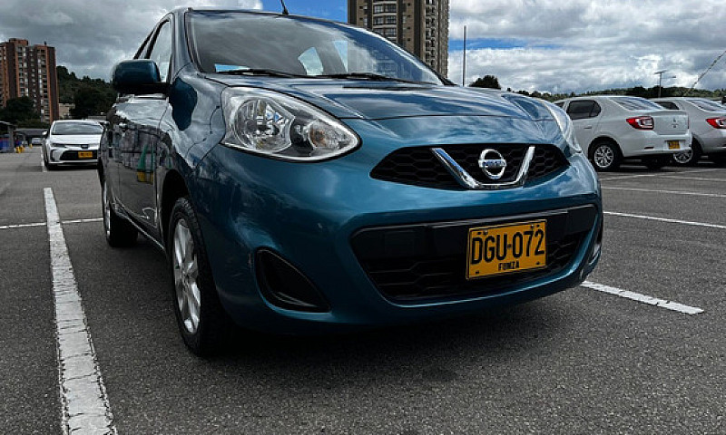 Nissan March 1.6 Adv...
