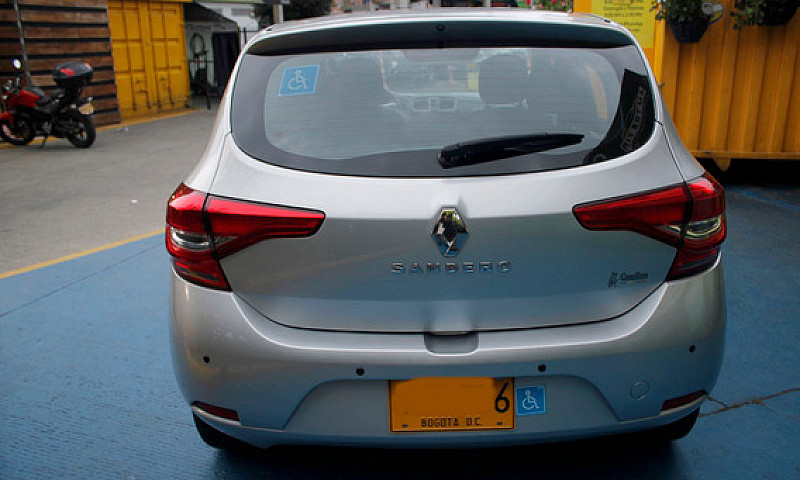 Renault Sandero 1.6 ...