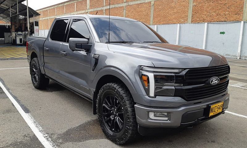 Ford F-150 Platinum ...