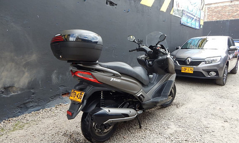 Kymco X-Town 300...