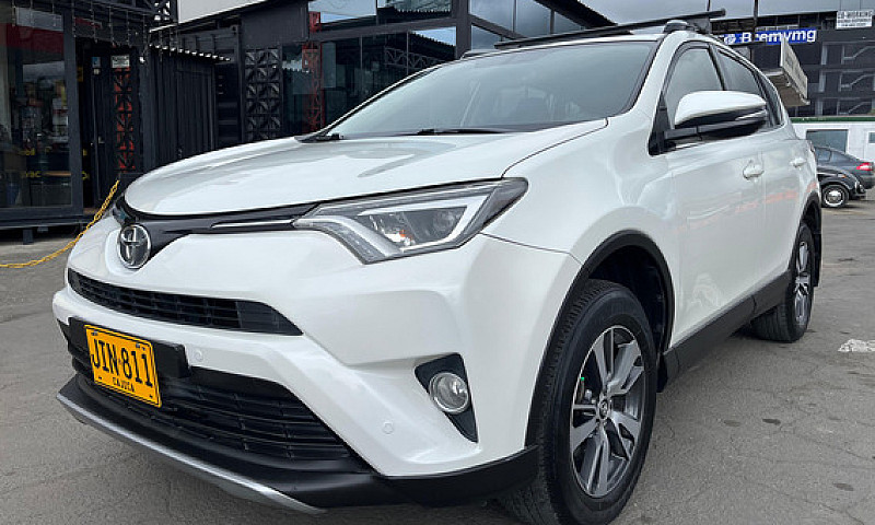 Toyota Rav4 2.0Cc At...