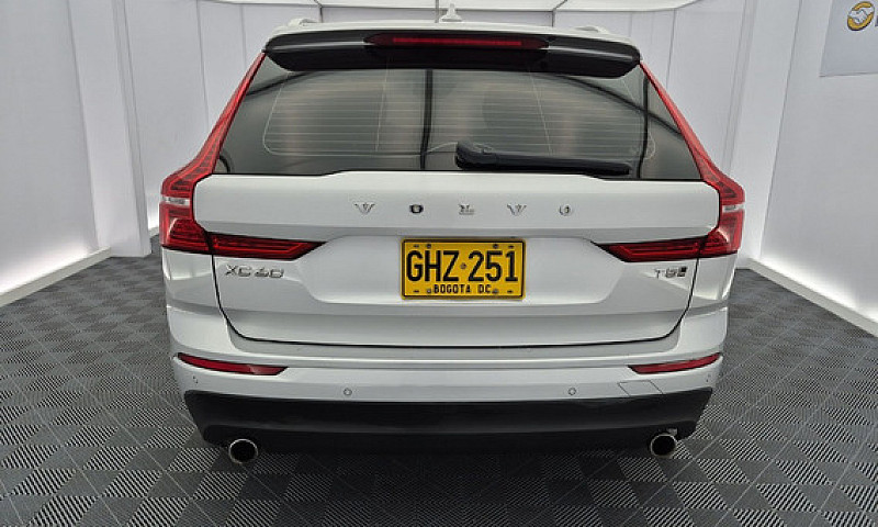 Volvo Xc60 2.0 T5 Aw...