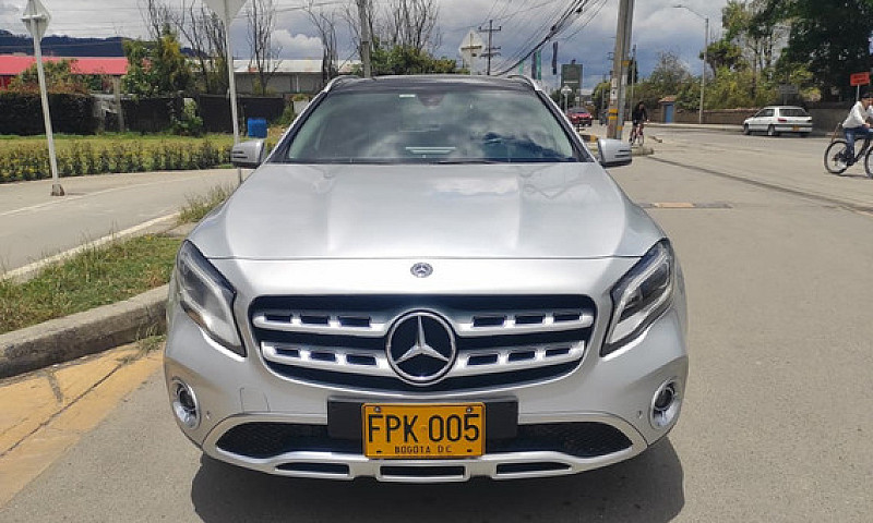 Mercedes-Benz Clase ...