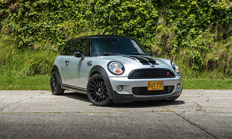 Mini Cooper 1.6 R56 ...