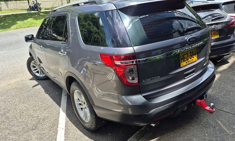 Ford Explorer 3.5 Li...