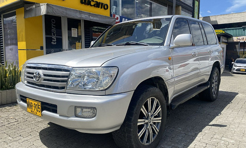 Toyota Land Cruiser ...