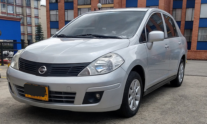 Nissan Tiida 1.8 Mii...