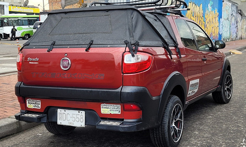 Fiat Strada 1.4 Trek...