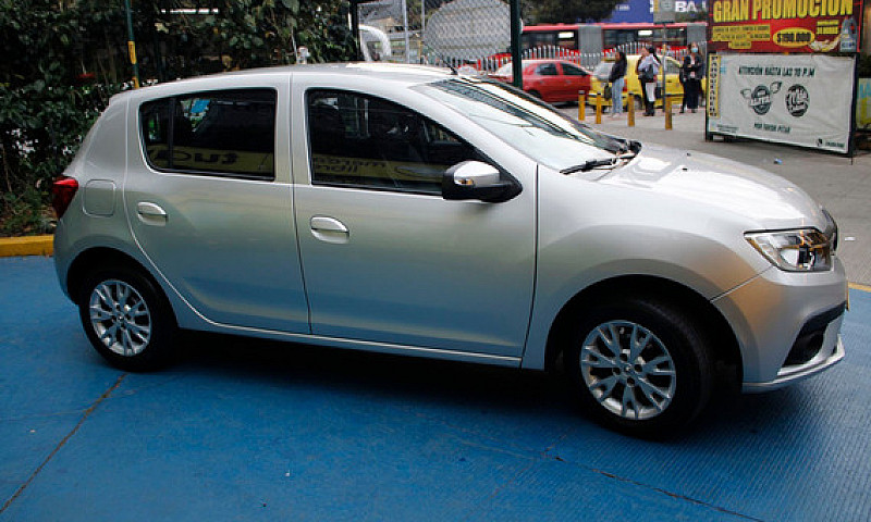 Renault Sandero 1.6 ...