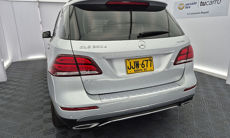 Mercedes-Benz Clase ...