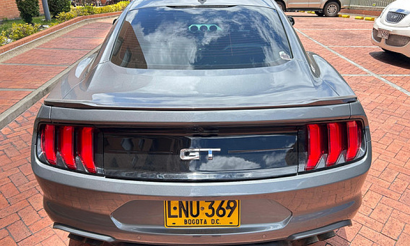 Ford Mustang Gt 5.0 ...