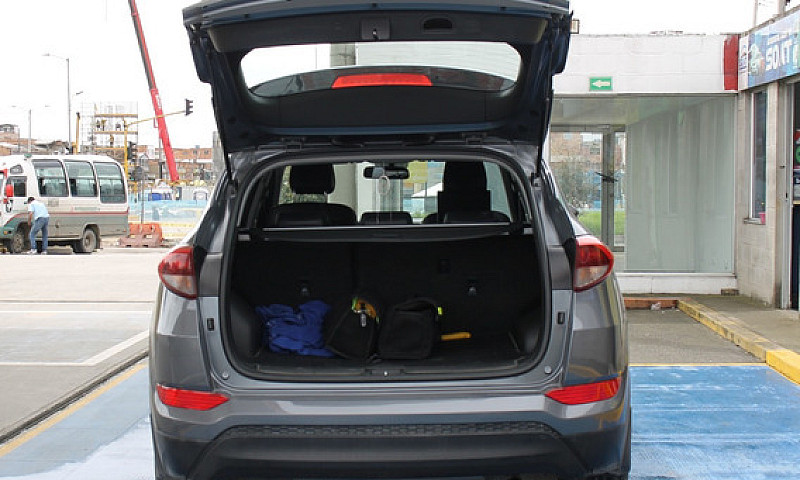 Hyundai Tucson 2.0 N...