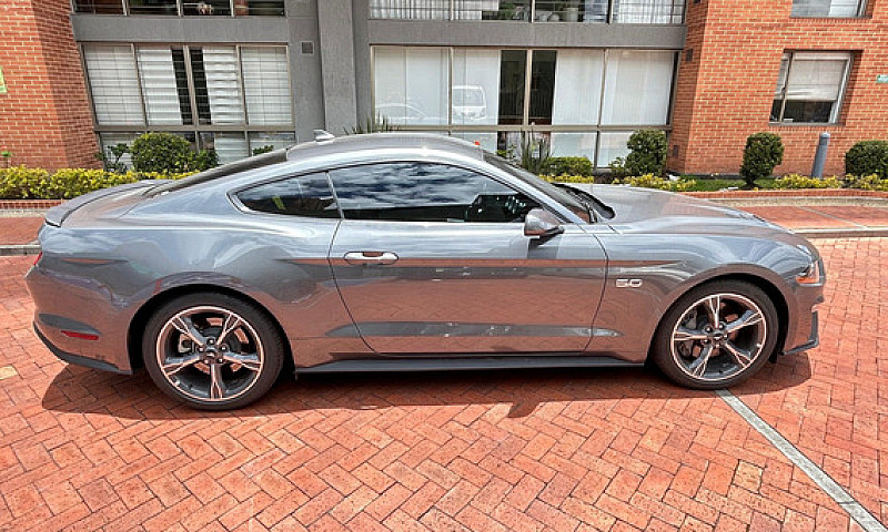 Ford Mustang Gt 5.0 ...