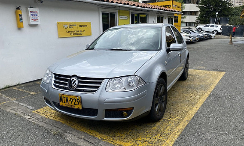 Volkswagen Jetta 2.0...