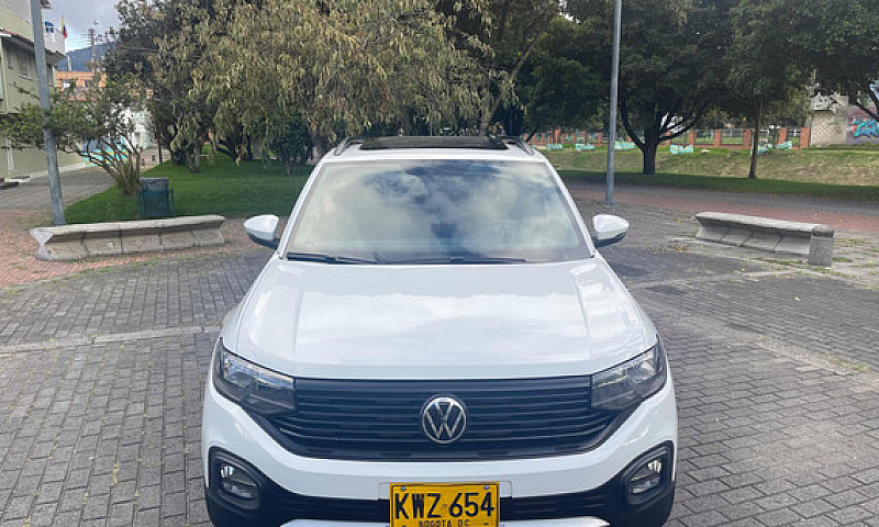 Volkswagen T-Cross 1...