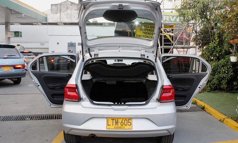 Volkswagen Gol 1.6 C...