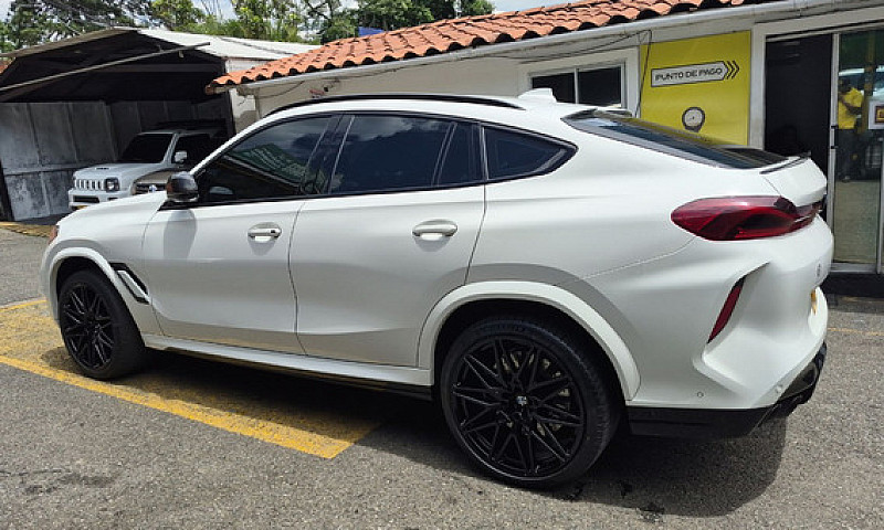 Bmw X6 4.4 M Competi...