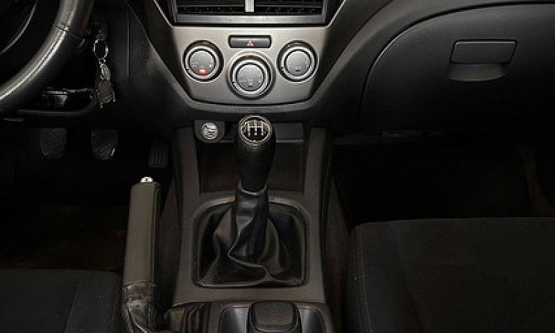 Subaru Impreza 1.5R ...