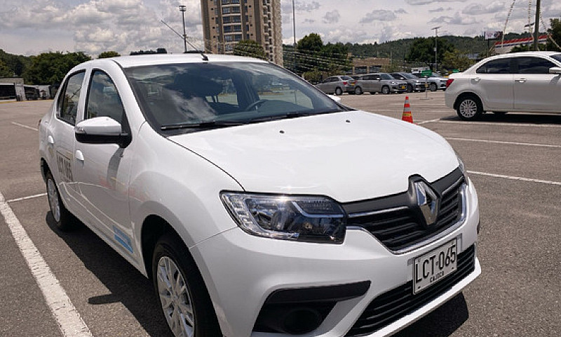 Renault Logan 1.6 Li...