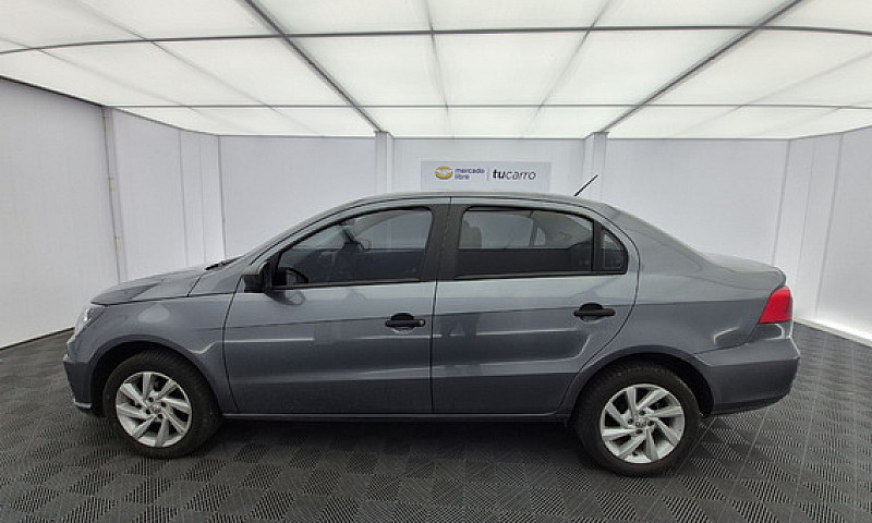 Volkswagen Voyage 1....