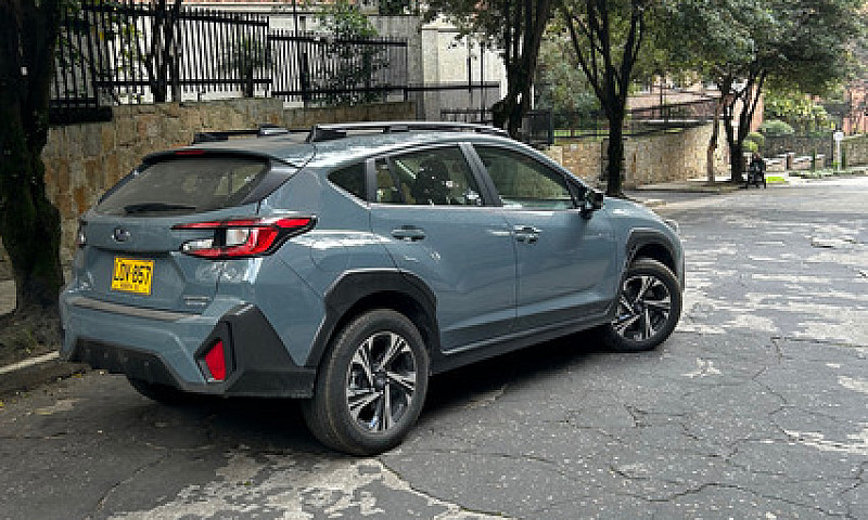 Subaru Cross Trek 2....