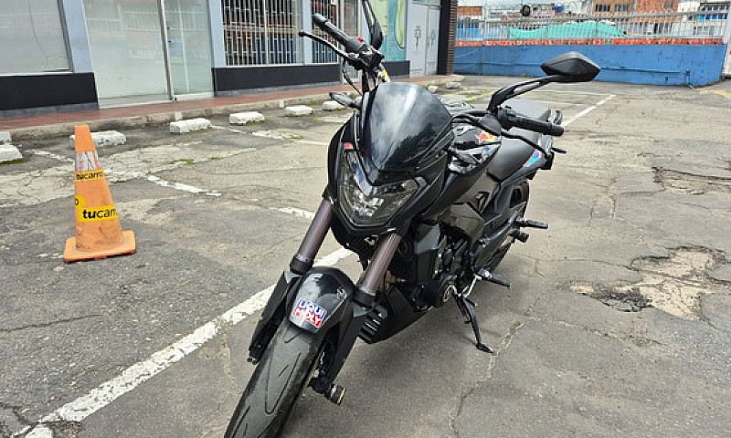 Bajaj Dominar D 400...