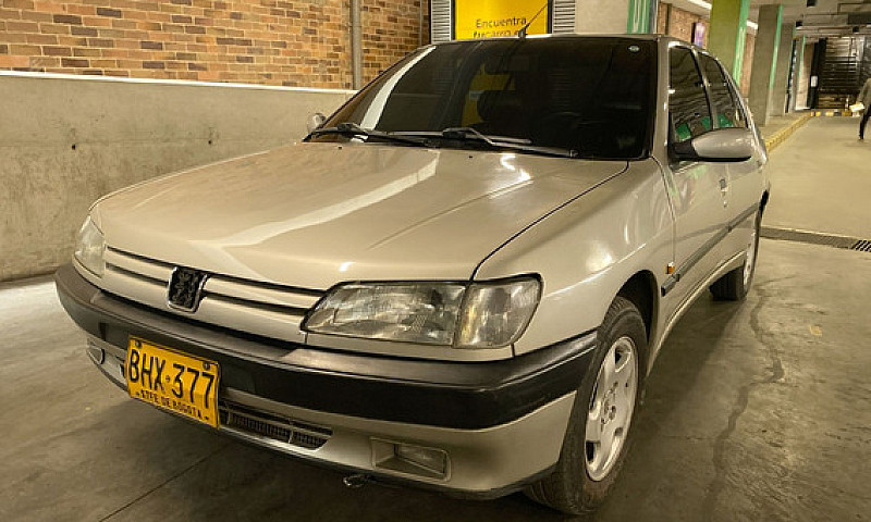 Peugeot 306 1.8 Sr...