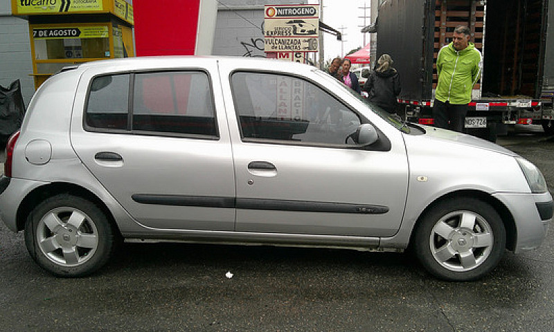 Renault Clio F.iv Ex...