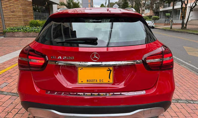 Mercedes-Benz Clase ...