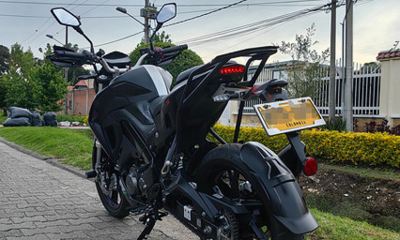 Benelli 180S 2023 Co...