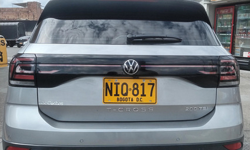 Volkswagen T-Cross 1...