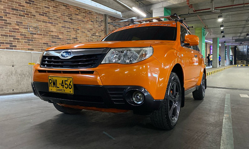Subaru Forester 2.0 ...