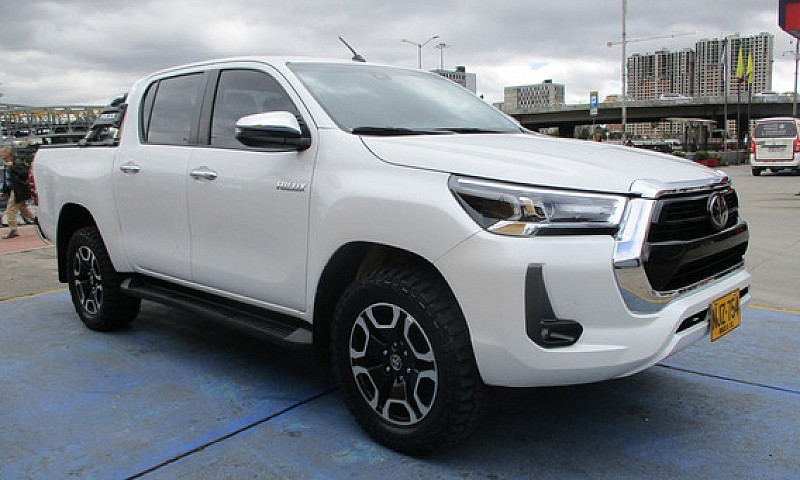 Toyota Hilux Srx 4X4...
