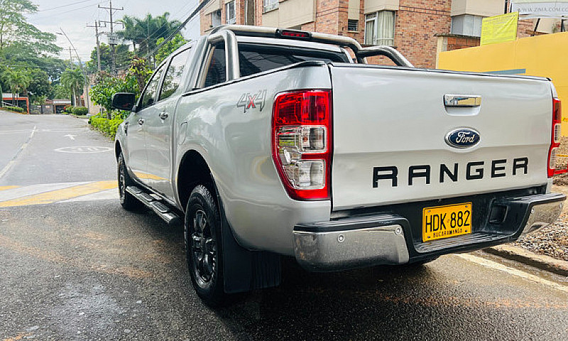 Ford Ranger 2.2 Xlt...
