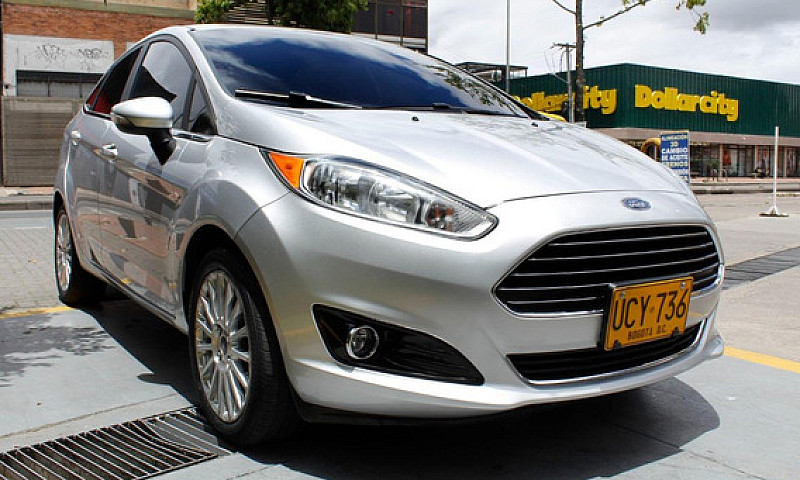 Ford Fiesta 1.6 Tita...