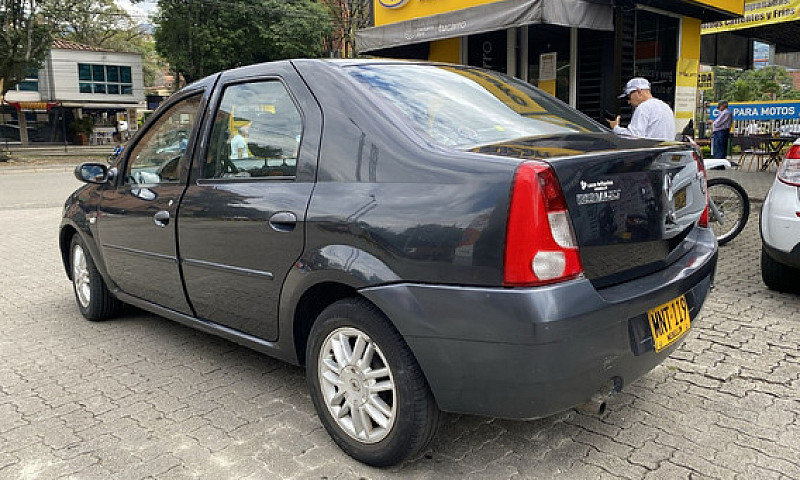 Renault Logan 1.6 Mt...