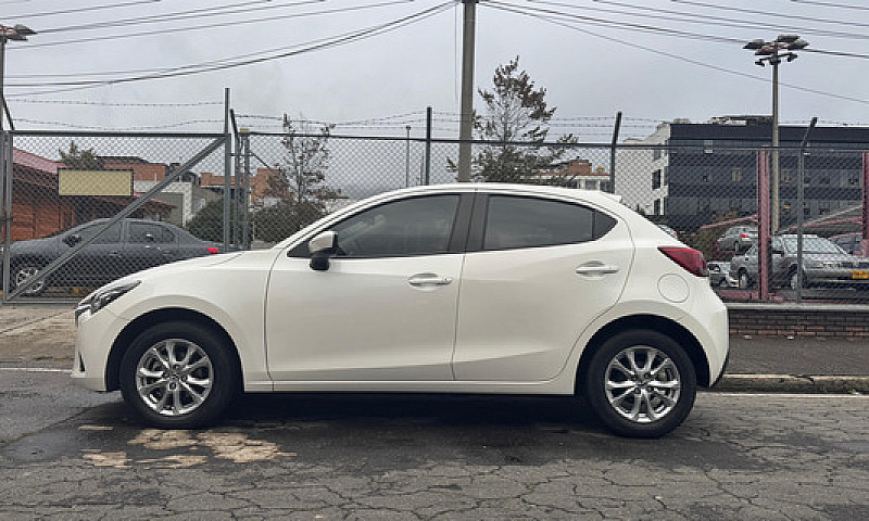 Mazda 2 1.5 Prime...