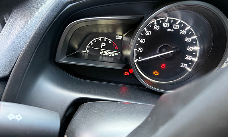 Mazda 2 1.5 Touring...