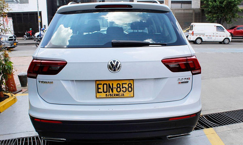Volkswagen Tiguan 2....