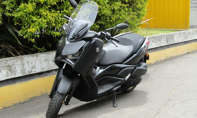 Yamaha X Max 300 At...