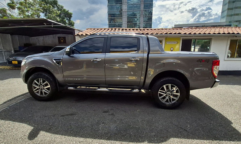 Ford Ranger 3.2 Limi...